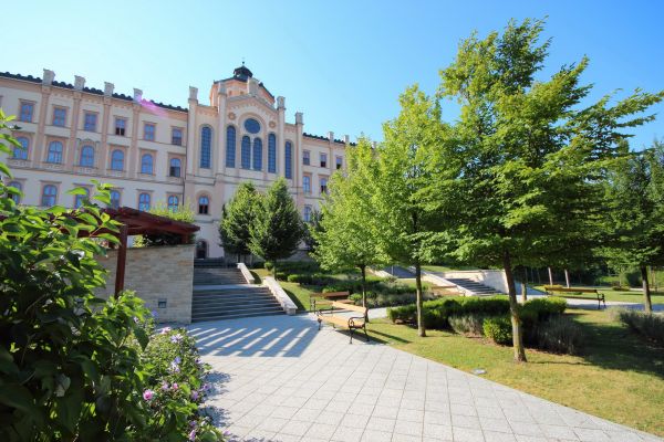 hotel0008-resize1fd1ec63-e71b-c13f-3550-10ea0fca59224E974319-19D1-CD1C-F754-72F66F29DB24.jpg